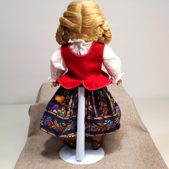 RARE Heidi Vintage Doll by Wendy Dawton. #0017 / 2000. 1999 - Picture 8 of 11